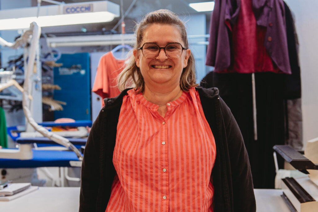 Mercredi 22 avril, Sabine Coulot "Pressing du Lys" à Vihiers, deux ans après sa reprise. | La Voix Lyssoise - KÉVIN NICOULEAUD