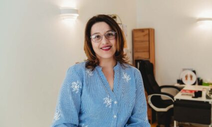 Marion Roy partage aujourd’hui son activité entre le soin en EHPAD et son cabinet à Vihiers | La Voix Lyssoise - KÉVIN NICOULEAUD.