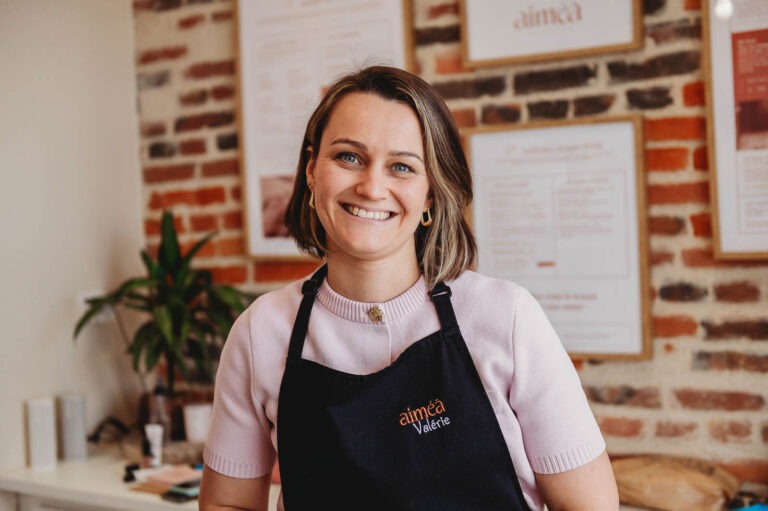 Depuis plus de deux ans, Valérie Bourasseau a repris l’Institut Aiméà à Vihiers. | La Voix Lyssoise - KÉVIN NICOULEAUD.