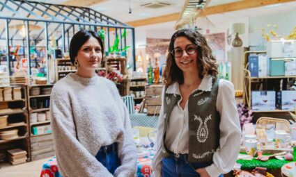 Depuis avril 2022, Emilie et Mathilde ont ouvert la Maison d’Emma à Vihiers, un concept unique qui réunit tous leurs univers | La Voix Lyssoise - KÉVIN NICOULEAUD.