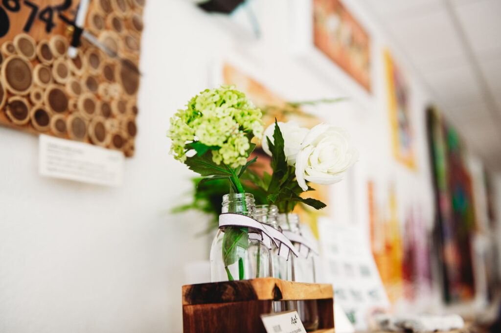 La boutique éphémère « Palette des Sœurs », 7 rue de l'école, 49310 Vihiers | La Voix Lyssoise - KÉVIN NICOULEAUD