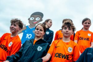 Les jeunes du club AS Saint-Hilaire-Vihiers-Saint-Paul lors du stage Mbappé, entre football, découvertes et activités éducatives. | AS Saint-Hilaire-Vihiers-Saint-Paul