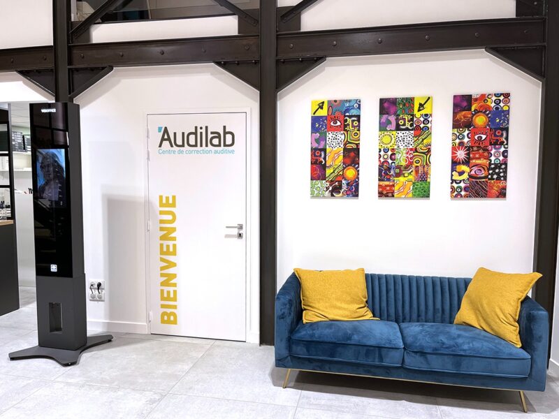 Centre Audilab installé dans les locaux de Courtils Optique à Vihiers. | Audilab