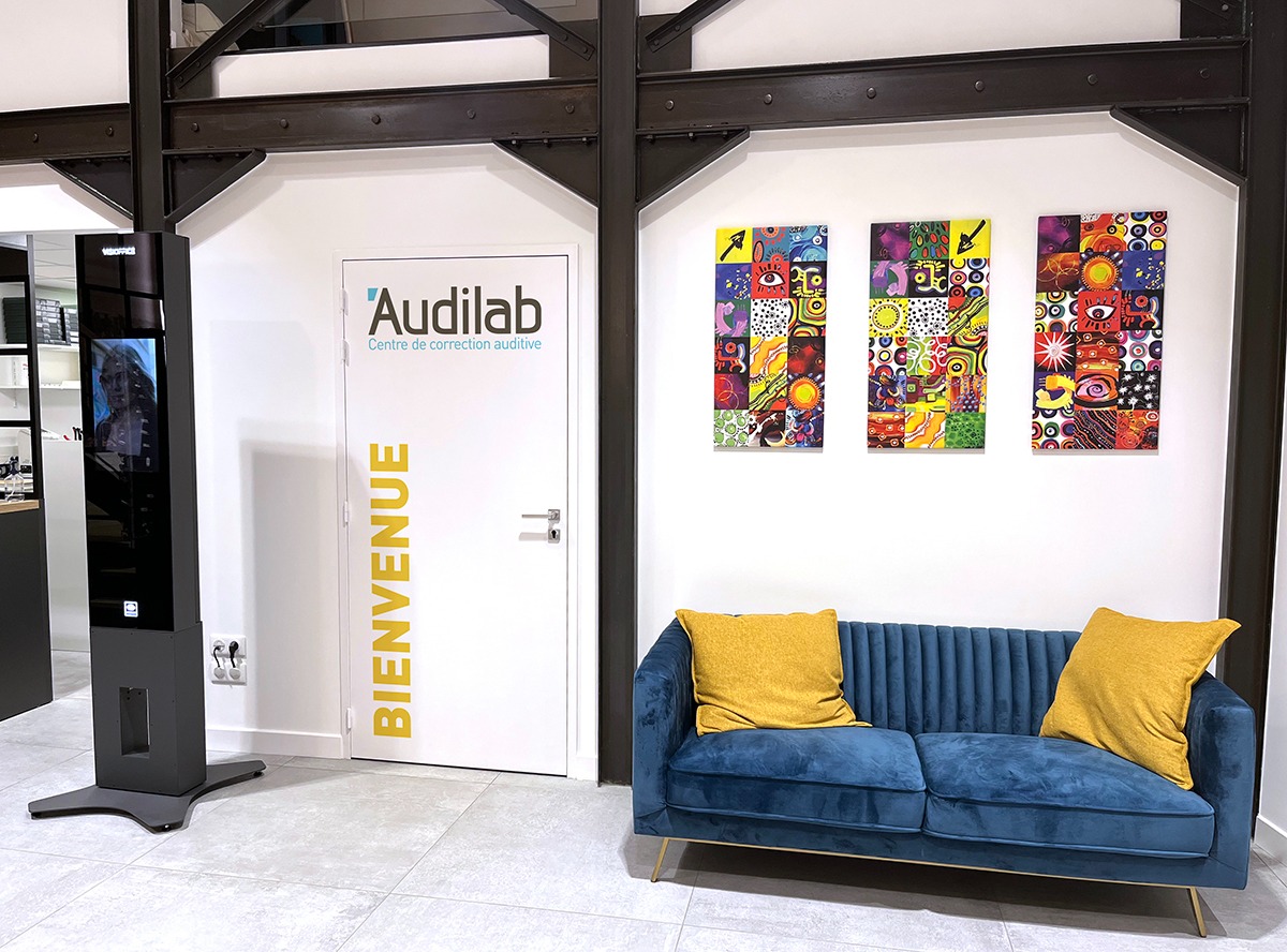 Centre Audilab installé dans les locaux de Courtils Optique à Vihiers. | Audilab