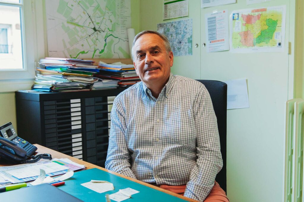 Antoine Beaussant revient sur plus de quarante années passées au service de la Marine nationale française. | La Voix Lyssoise - KÉVIN NICOULEAUD