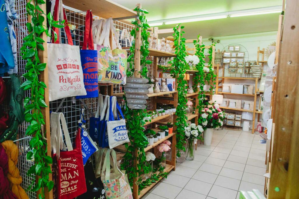 Magasin Mill’ Idées à Vihiers, mardi 5 mai. | La Voix Lyssoise - KÉVIN NICOULEAUD